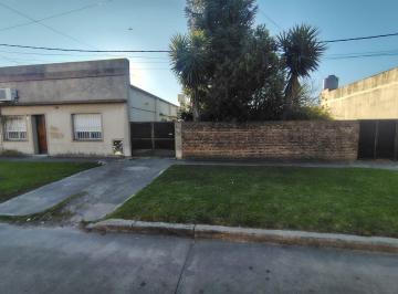 Casa · 90m² · 4 Ambientes · 1 Cochera · Casa Venta Ringuelet 3 Dorm. Patio