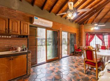 Casa · 134m² · 3 Ambientes · 1 Cochera · Venta Casa 3 Amb con Patio Balcon Coch San Martin