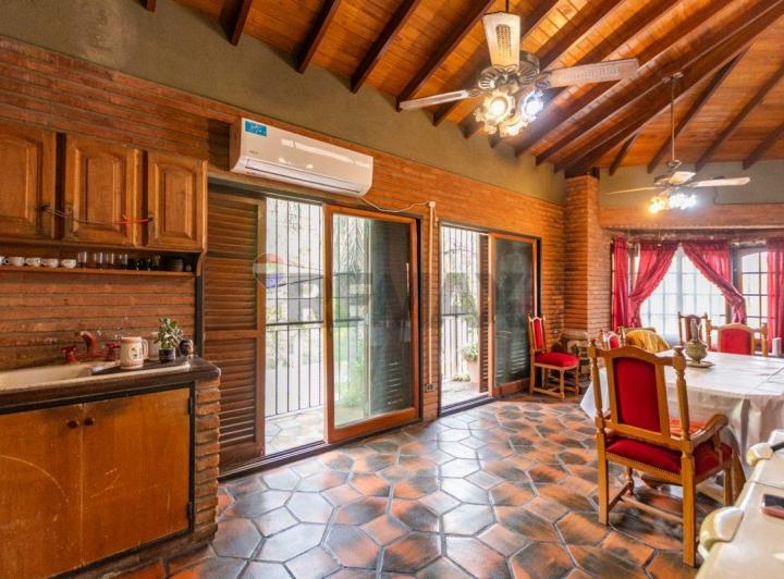 Casa · 134m² · 3 Ambientes · 1 Cochera