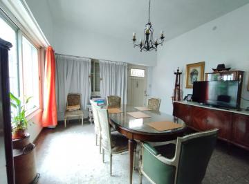 Casa · 126m² · 4 Ambientes · 1 Cochera · Venta Casa 4 Ambientes Mataderos Naon