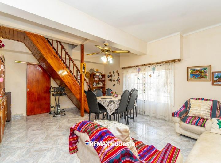 Casa · 171m² · 4 Ambientes · 1 Cochera