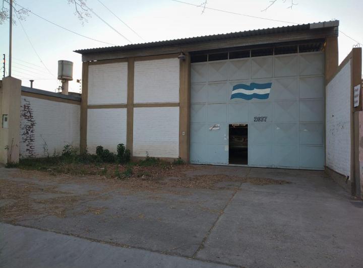 Bodega-Galpón · 600m²