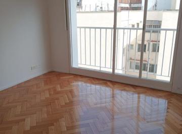 Departamento · 59m² · 3 Ambientes · Departamento 3 Amb a m de Pueyrredon Muy Luminoso