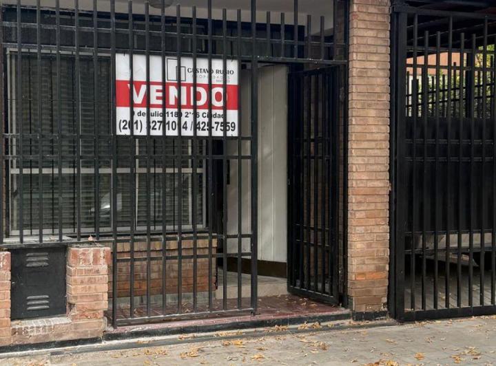 Casa · 120m² · 5 Ambientes · 1 Cochera
