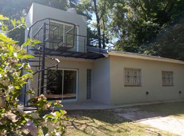 Casa · 105m² · 5 Ambientes · 2 Cocheras · Venta Casa en Villa Elisa - Calle 415 y 24