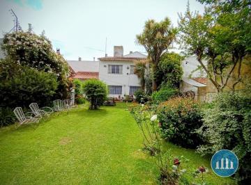 Casa de 4 ambientes, Mar del Plata · Casa con Parque en Chauvin. Doble Frente E Ingreso. 456 m²