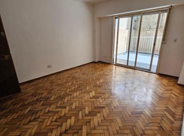 Departamento de 2 ambientes, Villa Urquiza · Dpto 2 Amb Cfte 70 m² - Ptio/tza 8.50x3.50 - Baul - Bño a Nvo - Exc Ubic 10 Mt Bvard Mdza