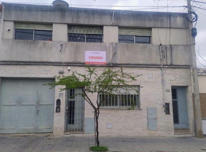 Casa · 393m² · 15 Ambientes