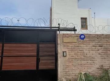 Casa · 200m² · 5 Ambientes · 2 Cocheras · Alquiler Casa El Sauce, Guaymallén