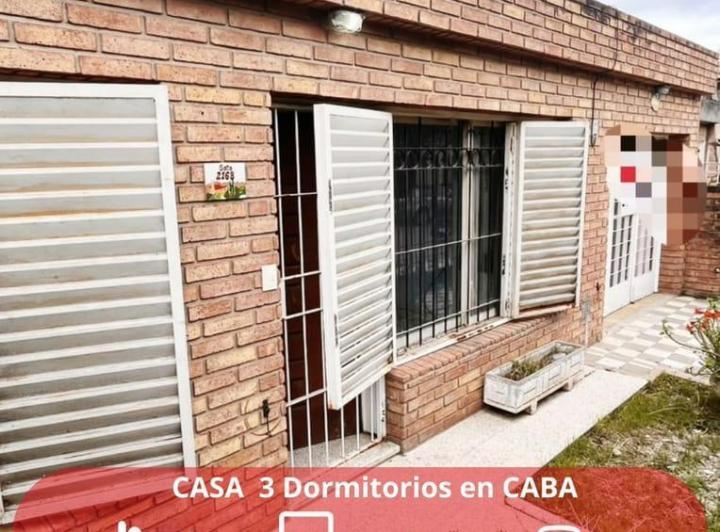 Casa · 144m² · 6 Ambientes · 2 Cocheras