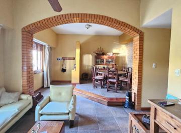 PH · 226m² · 3 Ambientes · PH 3 Ambientes - Saavedra - Venta