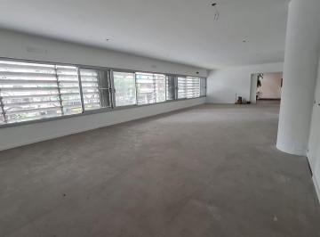 Oficina comercial · 100m² · 1 Ambiente · Oficina de Gran Tamaño en Alquiler