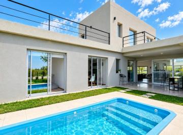 Quinta vacacional · 166m² · 4 Ambientes · Casa Quinta en Venta en Horizontes Al Sur, Canning, Ezeiza