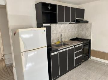 Casa · 250m² · 6 Ambientes · 3 Cocheras · Venta Casa Centenario 4 Dorm.