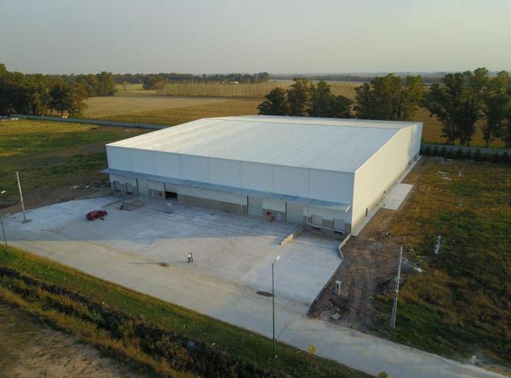 Depósito · 6400m²