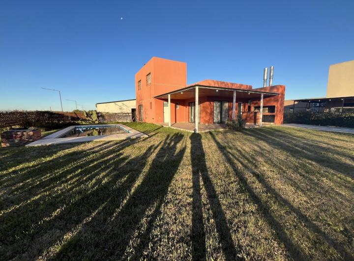 Local comercial · 120m² · 2 Dormitorios