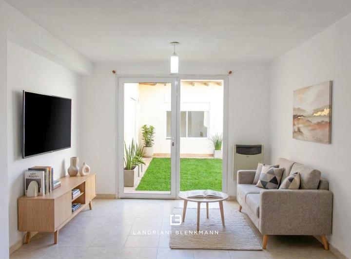 Casa · 195m² · 4 Ambientes · 1 Cochera