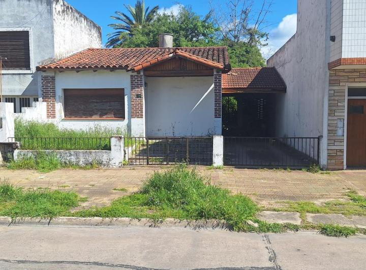 Casa · 100m² · 4 Ambientes · 1 Cochera