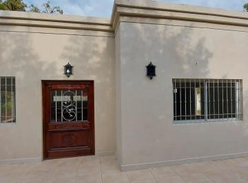 Casa de 3 ambientes, Escobar · Casa en Alquiler Barrio El Cazador