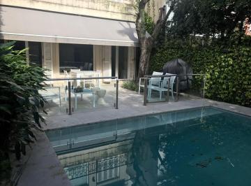 Casa · 385m² · 7 Ambientes · 1 Cochera · Casa - Palermo Chico