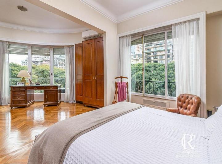 Departamento · 230m² · 5 Ambientes