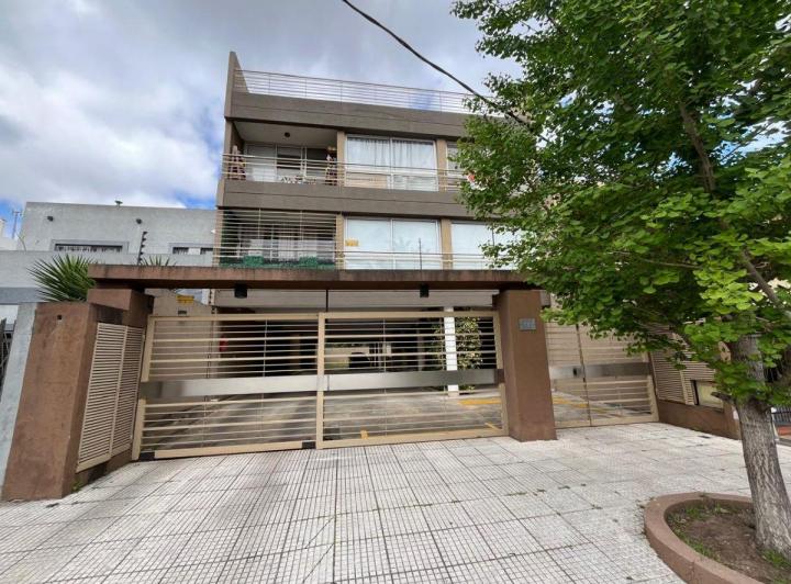 Departamento · 38m² · 2 Ambientes · 1 Cochera