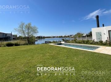 Casa · 200m² · 5 Ambientes · 4 Cocheras · Casa en Alquiler - 5 Ambientes - El Canton - Islas