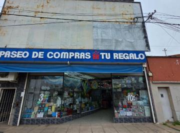 Local comercial de 2 ambientes, Ciudad de Santa Fe · Amplio Local Comercial Sobre Av!