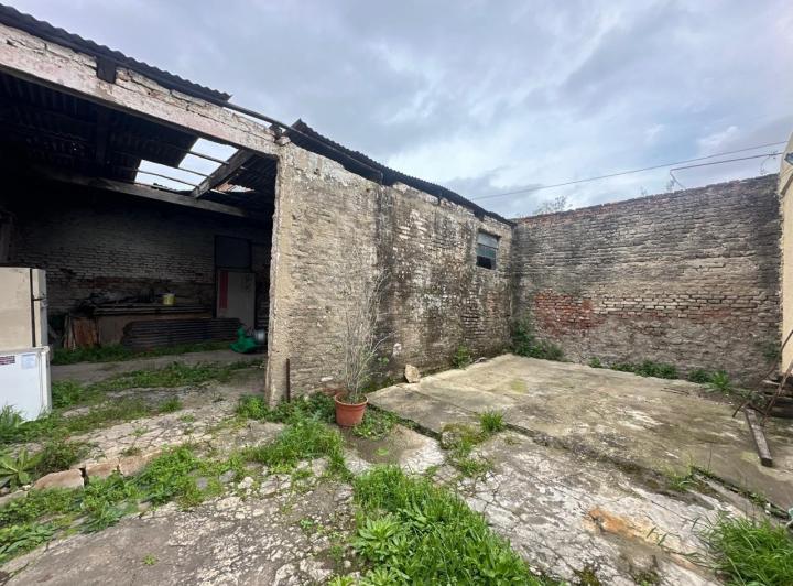 Bodega-Galpón · 1 Ambiente · 1 Cochera