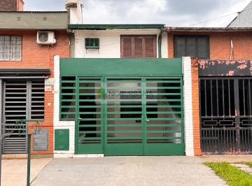 Casa · 66m² · 3 Ambientes · 1 Cochera · Dúplex en Venta