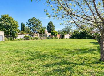 Terreno · 648m² · 1 Cochera · Venta Lote de 648 m² en Los Polvorines.