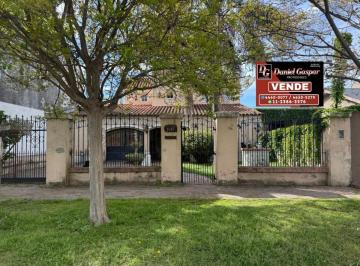 Casa de 5 ambientes, Marcos Paz · Venta – Gran Casa 5 Ambientes con Piscina – Fondo Libre