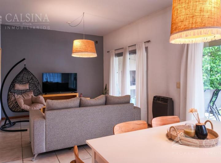 Casa · 280m² · 4 Ambientes · 1 Cochera