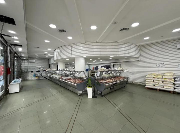 Local comercial · 300m²