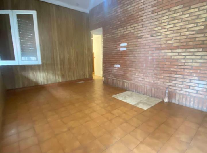 Casa · 70m² · 2 Dormitorios · 1 Cochera