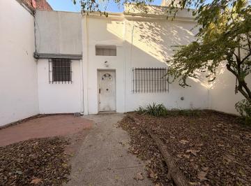 Casa · 95m² · 4 Ambientes · Casa en Alquiler | 2 Dorm. Ambiente Extra | Patio y Terraza