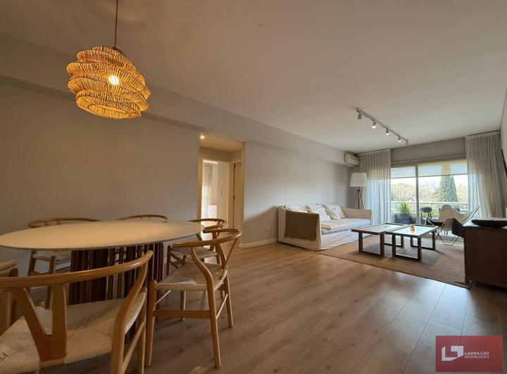 Departamento · 100m² · 4 Ambientes · 1 Cochera