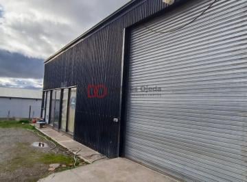 Bodega-Galpón · 168m² · Galpon en Alquiler Apto Local o Deposito