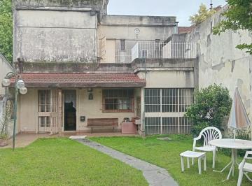 Casa · 160m² · 4 Ambientes · 1 Cochera · Villa Sarmiento, Casa en Venta Cuatro Ambientes
