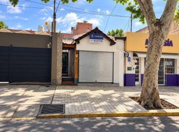 Local comercial · 70m² · 3 Ambientes · Alquiler Comercial / Oficinas en Quinta Sección