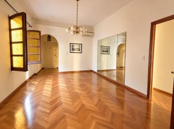 Departamento · 100m² · 3 Ambientes · Luminoso 3 Ambientes con Balcón Cerrado en Recoleta