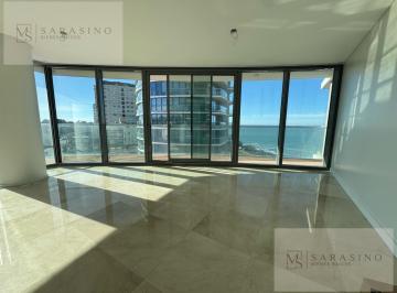 Departamento · 105m² · 3 Ambientes · 1 Cochera · Departamento 3 Amb con Vista Al Mar en Maral Explanda, Playa Chica