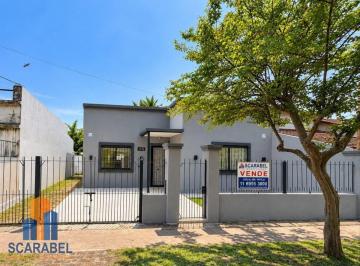 Casa de 3 ambientes, Merlo · Casa en Venta C/ Cochera en Pontevedra