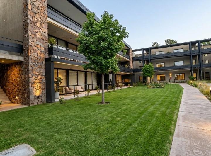Casa · 70m² · 5 Ambientes · 1 Cochera