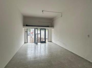 Local comercial · 58m² · 3 Ambientes · Local - Oficina en Av Caraffa 2223