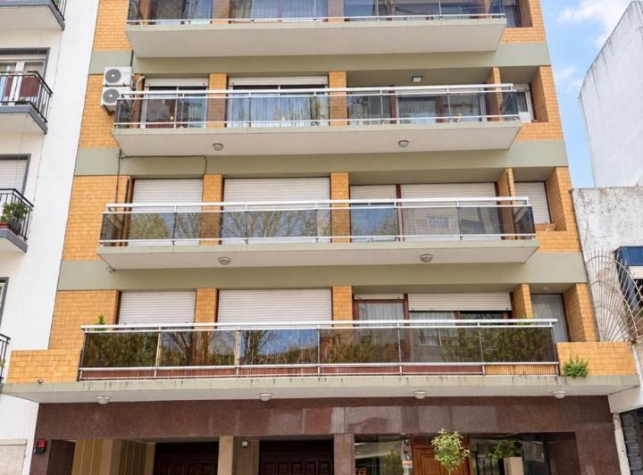 Departamento · 130m² · 4 Ambientes · 1 Cochera