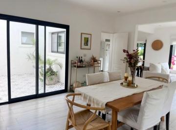 Casa · 186m² · 4 Ambientes · 2 Cocheras · Alquiler Temporal de Verano Barrio San Matías