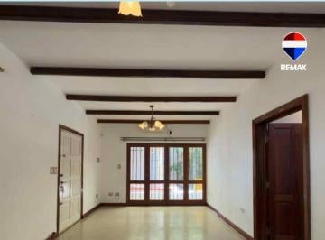 Casa · 112m² · 6 Ambientes · 1 Cochera · Venta Casa 3 Dorm Tres Cerritos Apta Credito