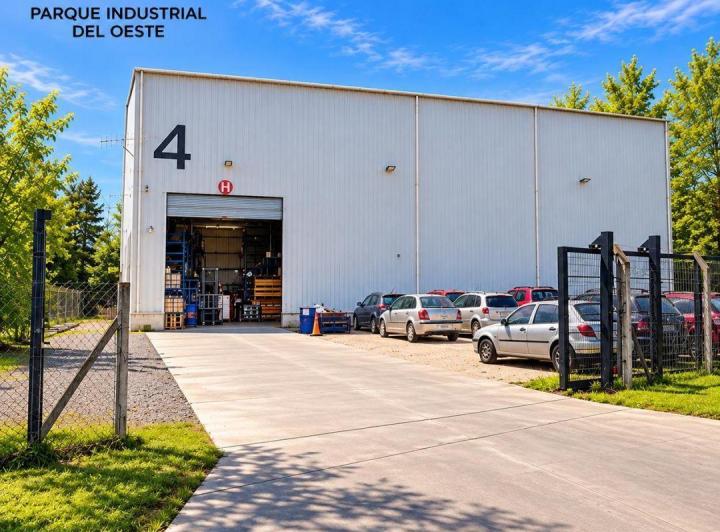 Bodega-Galpón · 900m²