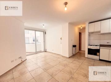 Departamento · 40m² · 2 Ambientes · Departamento en Venta de 1 Dormitorio en El Centro con Balcón, Pileta y Asador